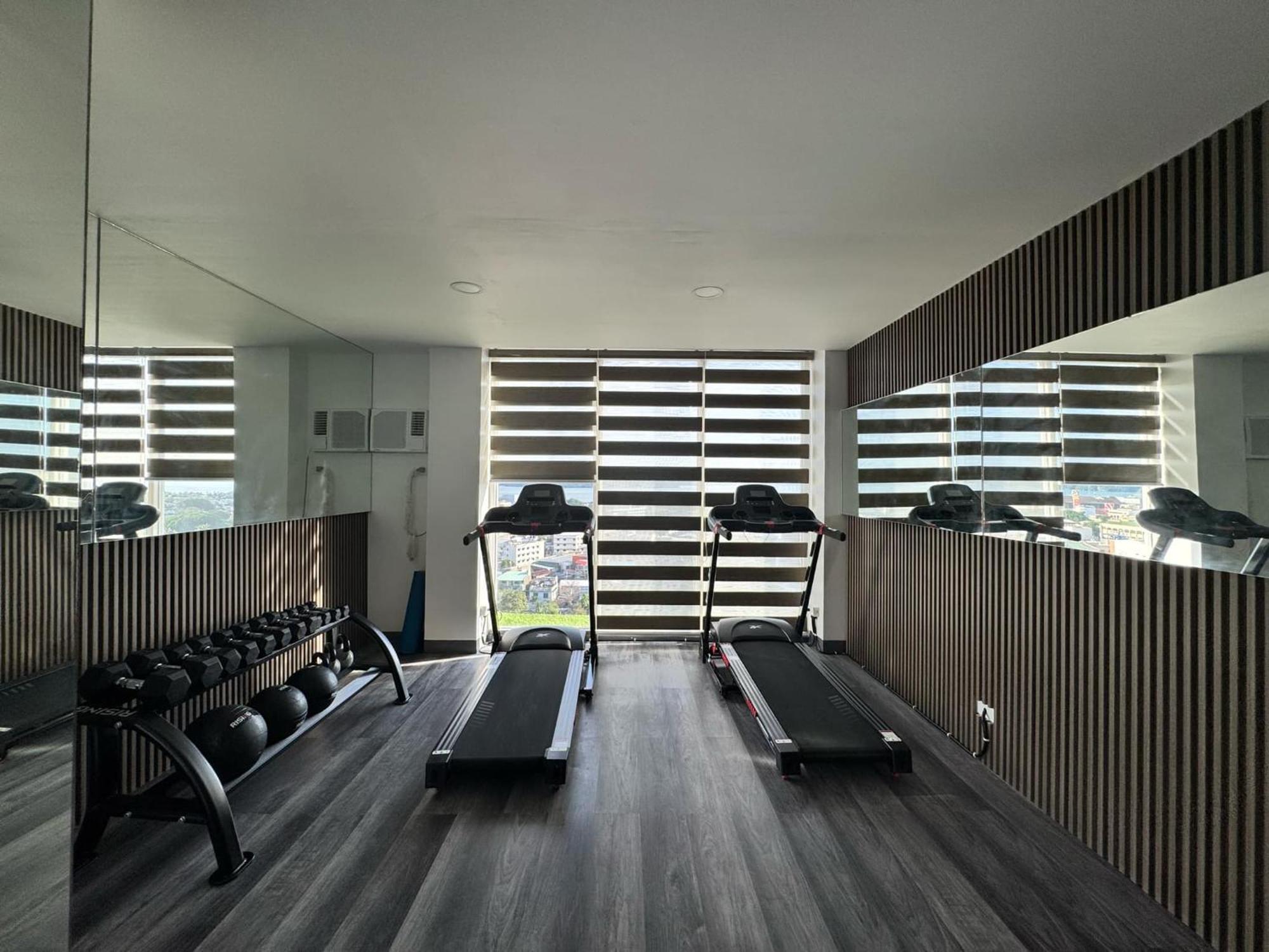 Condo 801 Bernwood Tower Iloilo City Ngoại thất bức ảnh